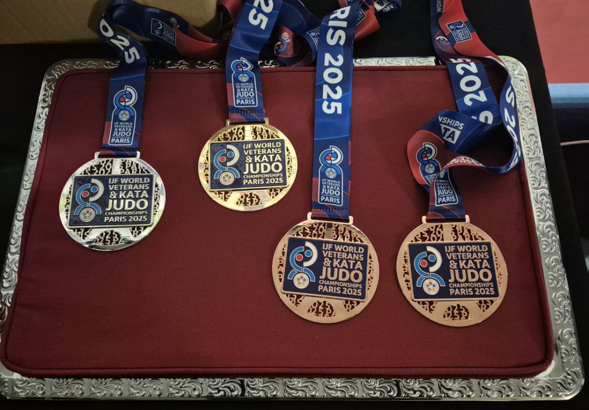 2025_11_03_WCV_Paris_Medals.jpeg